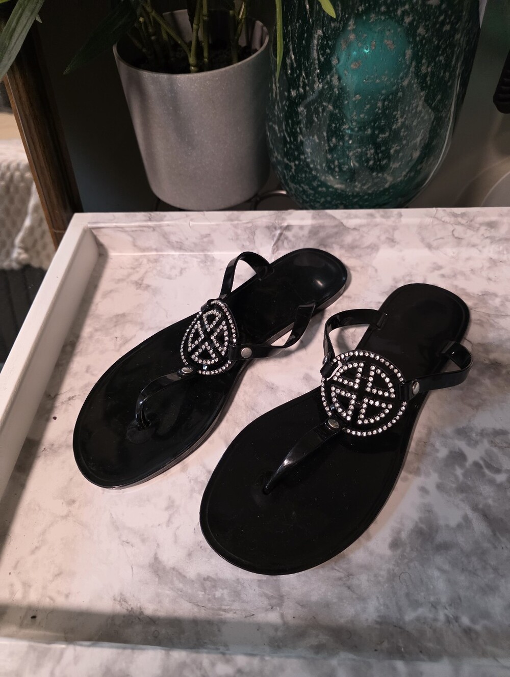 Women's Black Jeweled Thong Sandals 8.5